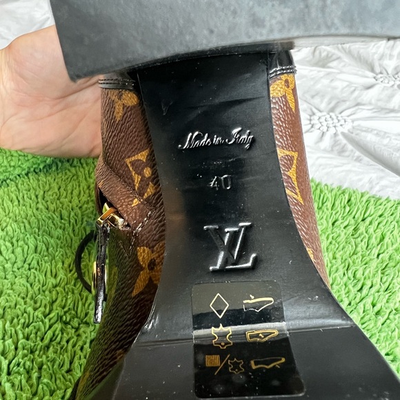 Louis Vuitton Star Trail Ankle Boot NEVER WORN. - Picture 3 of 10